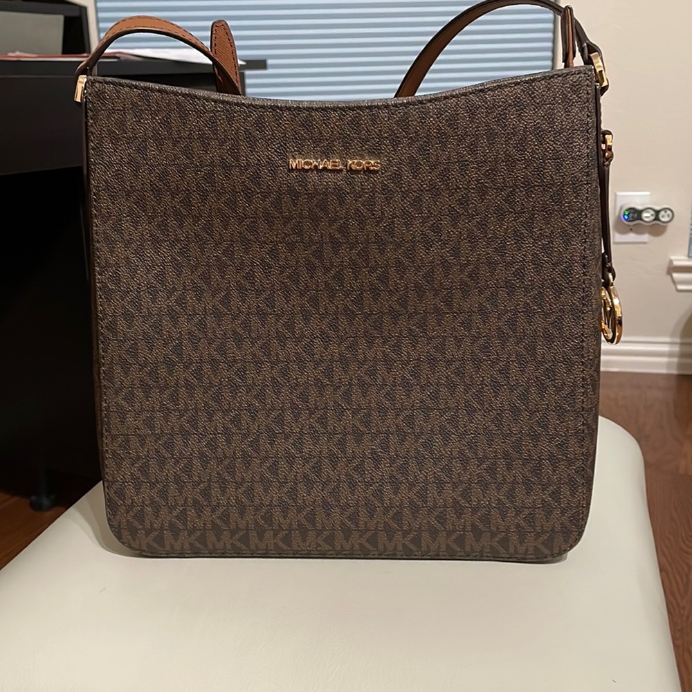 Michael Kors messenger bag